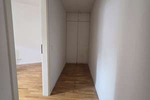 Großzügige 2-Zimmer-Dachgeschosswohnung direkt in der Einkaufsstraße von Gelsenkirchen-Buer – Die vollständige Adresse der Immobilie erhältst du vom Anbieter., 45894 Buer, Gelsenkirchen – Vorschaubild 12
