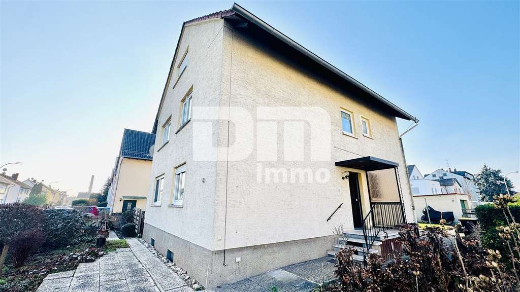 Immobilie in Ginsheim-Gustavsburg - Kompakte Dreizimmer DG Wohnung in gepflegtem Dreifamilienhaus in gesuchter Lage - Bild 3