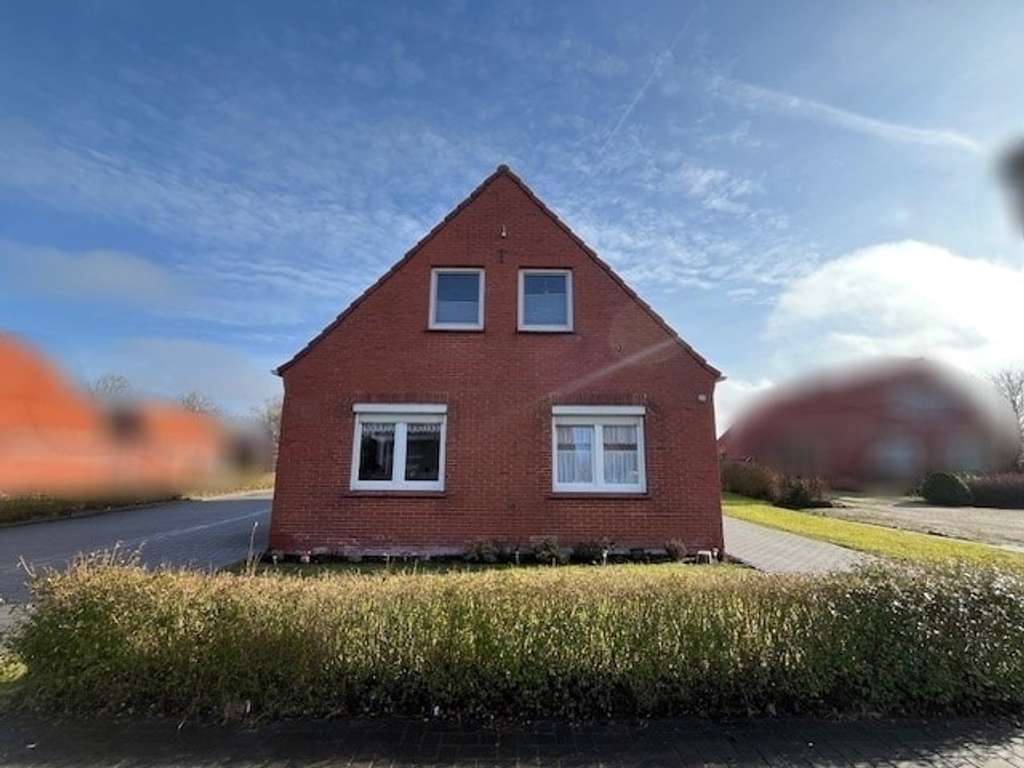 Immobilie in Hagermarsch - Einfamilienhaus in Sackgassenlage mit Photovoltaikanlage und großem Nebengebäude in Hagermarsch  - Bild 1