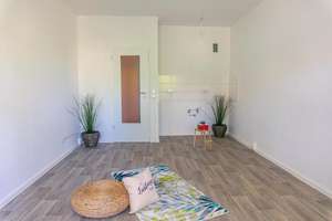 Kleine Singlewohnung mit Balkon – Scheffelstr. 14, 9120 Helbersdorf, Chemnitz – Vorschaubild 2