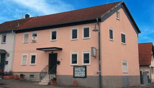 Bild von Einfamilienhaus mit zwei Wohnungen in Nidderau