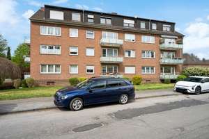 Vermietete 5-Zimmer-Wohnung mit Balkon, Garage & neuer Heizung – solide Kapitalanlage in MG-Rheydt