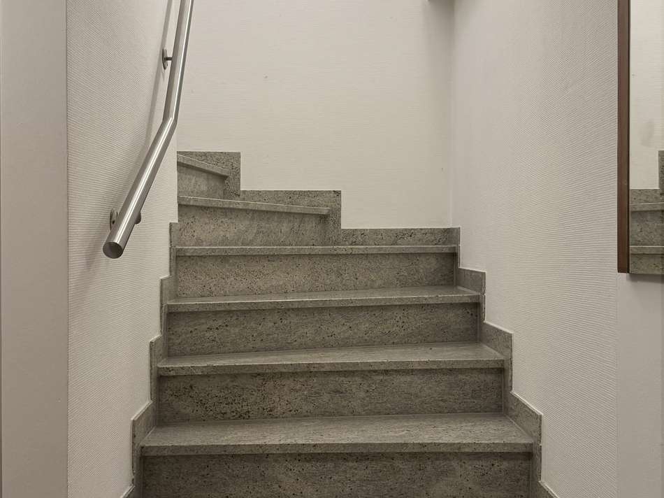 Treppe Keller nach 1 Etage