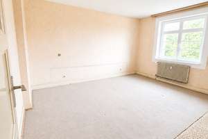 Sanierungsbedürftige Wohnung mit viel Potenzial und eigenem Gartenbereich – Ackerfeldstraße 5, 46145 Sterkrade-Mitte, Oberhausen – Vorschaubild 3