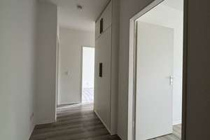 2-Zimmer-Wohnung mit Balkon und Einbauschrank in Hannover – Max-Kuhlemann-Straße 23, 30559 Misburg-Süd, Hannover – Vorschaubild 2