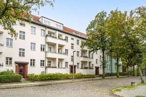 Klassischer Wohncharme in Karlshorst – 2 Zimmer mit sonnigem Westbalkon – 10318 Karlshorst, Berlin – Vorschaubild 12