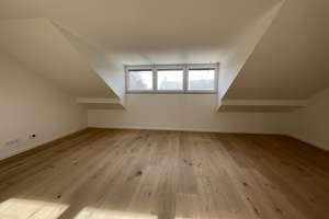 *Provisionsfrei* Kernsanierte Doppelhaushälfte mit großem Garten und Garage – Münchner Str. 19b, 82178 Puchheim – Vorschaubild 27