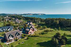 Exklusives Doppelhaus mit Reetdachcharme und großzügigem Gartenglück – Rügenresort 24 A, 24 B, 18586 Middelhagen – Vorschaubild 2