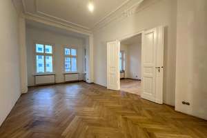 Erstbezug nach Sanierung: 3-Zimmer-Eigentumswohnung mit Balkon in Berlin-Charlottenburg