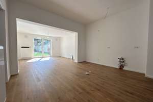 Moderne Erdgeschosswohnung mit Gartenabschnitt in Köln-Kalk – Die vollständige Adresse der Immobilie erhältst du vom Anbieter., 51103 Merheim, Köln – Vorschaubild 1