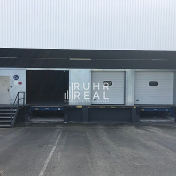 Regalierte Halle in zentraler Lage mit ausreichend Rampentore | RUHR REAL