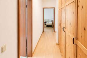Seltene Gelegenheit: 3-Zimmer-Wohnung mit zwei Balkonen im 2. Obergeschoss nahe Kirdorfer Feld – Die vollständige Adresse der Immobilie erhältst du vom Anbieter., 61350 Bad Homburg vor der Höhe – Vorschaubild 7