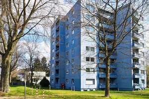 Tolle Etagenwohnung mit Sonnenbalkon, EINBAUKÜCHE – Aktienstraße 71, 45359 Schönebeck, Essen – Vorschaubild 12