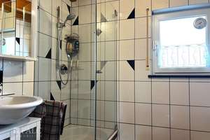 Exklusive Doppelhaushälfte mit Saunahaus und großer Garage – Die vollständige Adresse der Immobilie erhältst du vom Anbieter., 69437 Neckargerach – Vorschaubild 33