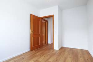Einziehen und wohlfühlen: Frisch renoviertes Reihenendhaus mit Wintergarten in ruhiger Wohnlage – Holunderweg 7, 53340 Meckenheim – Vorschaubild 14