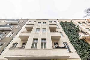 1-Zimmer-Altbauklassiker mit großem Potenzial – Grünberger Straße 19, 10243 Friedrichshain, Berlin – Vorschaubild 9