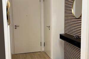 Exklusiv möblierte, repräsentative Wohnung in zentraler Lage  – Voltairestr. 11, 10179 Mitte (Ortsteil), Berlin – Vorschaubild 2