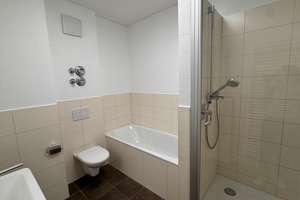 Großzügige und sonnige 3-Zimmer-Dachwohnung mit 2 Balkonen in Heimstetten – 85551 Kirchheim bei München – Vorschaubild 3