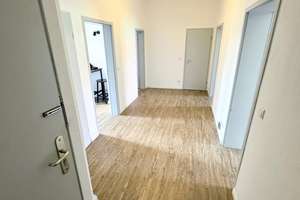 Sanierte 4 Zimmer Wohnung in zentraler Lage mit Balkon – Die vollständige Adresse der Immobilie erhältst du vom Anbieter., 90443 Steinbühl, Nürnberg – Vorschaubild 2