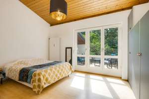 Großzügiges Reihenmittelhaus im vornehmen Herzogpark – Die vollständige Adresse der Immobilie erhältst du vom Anbieter., 81925 Herzogpark, München – Vorschaubild 9