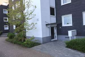 Gräfrath! Helle 3-Zimmer-Wohnung mit Balkon nahe des Ortskern – Die vollständige Adresse der Immobilie erhältst du vom Anbieter., 42653 Gräfrath, Solingen – Vorschaubild 3