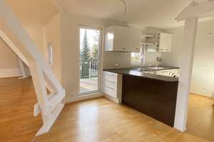 Einzigartige 2-Zimmer-DG-Wohnung in  Backstein-Villa – Die vollständige Adresse der Immobilie erhältst du vom Anbieter., 14167 Zehlendorf, Berlin – Vorschaubild 8
