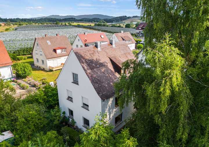 2-Familienhaus mit Einliegerwohnung