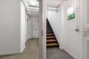 Stadtvilla mit Charakter – Wohnen und Arbeiten unter einem Dach in Köln-Müngersdorf – Die vollständige Adresse der Immobilie erhältst du vom Anbieter., 50933 Müngersdorf, Köln – Vorschaubild 29