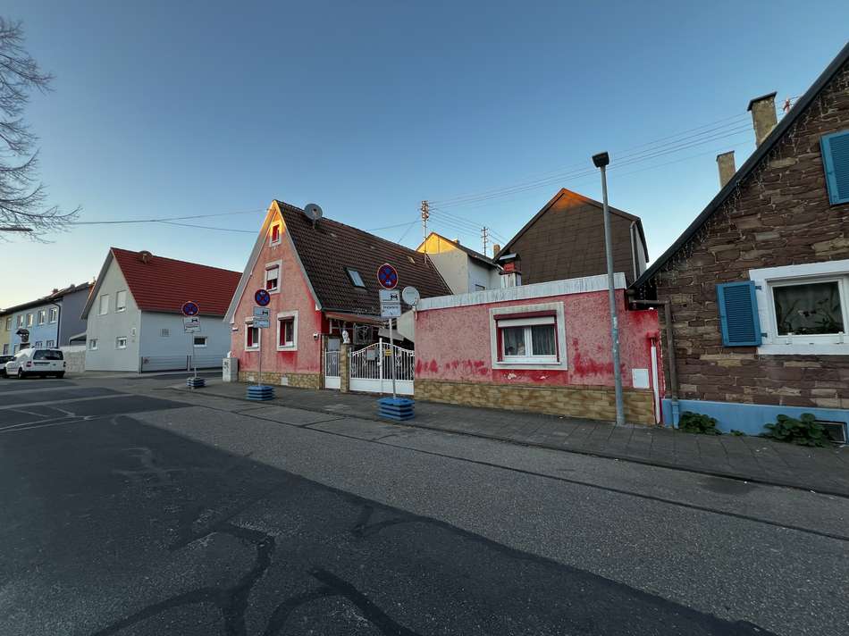 Straßenansicht
