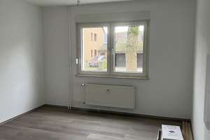 Wohnen mit Charakter: 2,5-Zimmer-Wohnung in Duisburg-Kaßlerfeld – Gablenzstraße 3, 47059 Kaßlerfeld, Duisburg – Vorschaubild 2