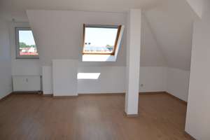 Helle 2-Zimmer-Dachgeschosswohnung mit Balkon in St. Tönis – Die vollständige Adresse der Immobilie erhältst du vom Anbieter., 47918 Tönisvorst – Vorschaubild 2