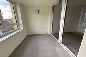 Ihr neues Zuhause mit Freiraum: Elegante, barrierefreie 3-Zimmer-Wohnung mit sonniger Loggia – Zerzabelshofstraße 13, 90478 Ludwigsfeld, Nürnberg – Vorschaubild 9