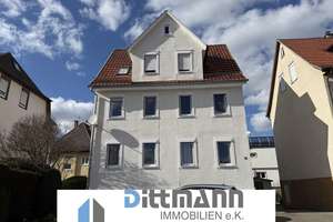 Einfamilienhaus mit Garage in Albstadt-Tailfingen
 – Die vollständige Adresse der Immobilie erhältst du vom Anbieter., 72461 Albstadt – Vorschaubild 1