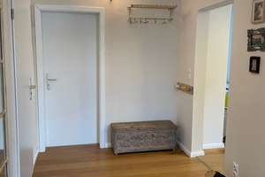 Hochwertig ausgestattete Maisonette-Wohnung mit Dachterrasse, EBK und Sauna – 63512 Hainburg – Vorschaubild 2