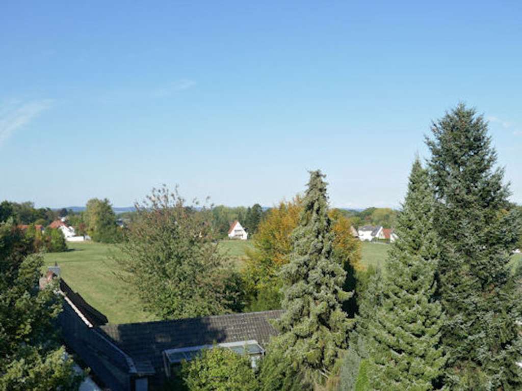 Immobilie in Enger - Wohnen mit Fernsicht - Schöne Maisonettewohnung mit EBK! - Bild 1