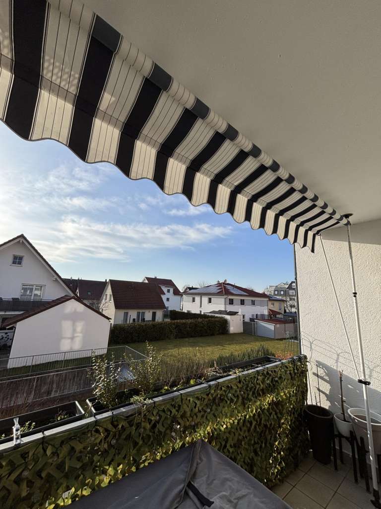 Immobilie in Leipheim - Hochwertige 4-Zimmer-Wohnung mit Balkon, Einbauküche & Stellplatz – modern & durchdacht - Bild 3