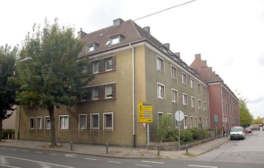 hwg - Stadtnahe 4-Zimmer Wohnung mit großzügiger Küche und Tageslichtbadezimmer!