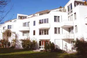 Helle 3-Zimmer-Wohnung mit Terrasse in München-Bogenhausen