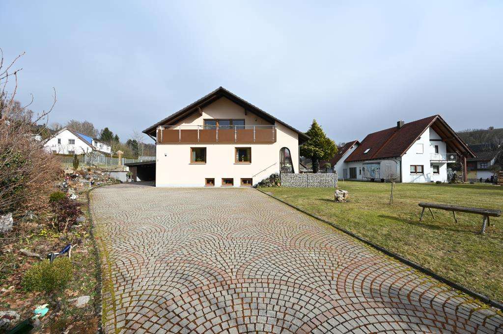 Immobilie in Deining - Für die große Familie!
Tolles Wohnen & Leben im Ortszentrum,    
   Deining - Ortsmitte - Bild 3