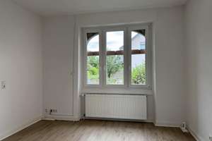 Einfamilienhaus mit Garage und Hof in ruhiger Lage – Die vollständige Adresse der Immobilie erhältst du vom Anbieter., 67281 Kirchheim an der Weinstraße – Vorschaubild 3
