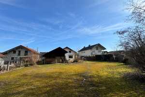 Bestlage Traunreut/St. Georgen: Einfamilienhaus mit gr. Grundstück und zusätzl. Baurecht für EFH – Traunstein (Kreis) – Vorschaubild 2
