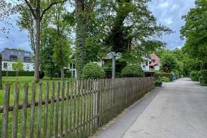 Modernisierte 3-Zimmer Dachgeschoss Wohnung - 2 Balkone + 2 Badezimmer – Waldschmidtstraße 5, 81545 Harlaching, München – Vorschaubild 40