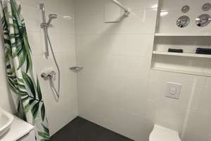 mio Suite Apartment: Vollmöbliertes 1-Zimmer-Apartment mit Designerküche, WLAN – Himmelgeister Straße 66a, 40225 Bilk, Düsseldorf – Vorschaubild 8