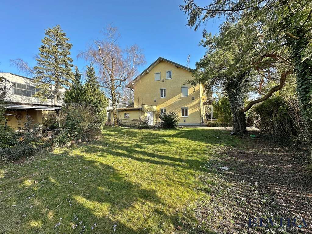 Immobilie in Haar - ELVIRA - Haar, großzügiges Mehrparteienhaus auf schönem Grundstück - Bild 0