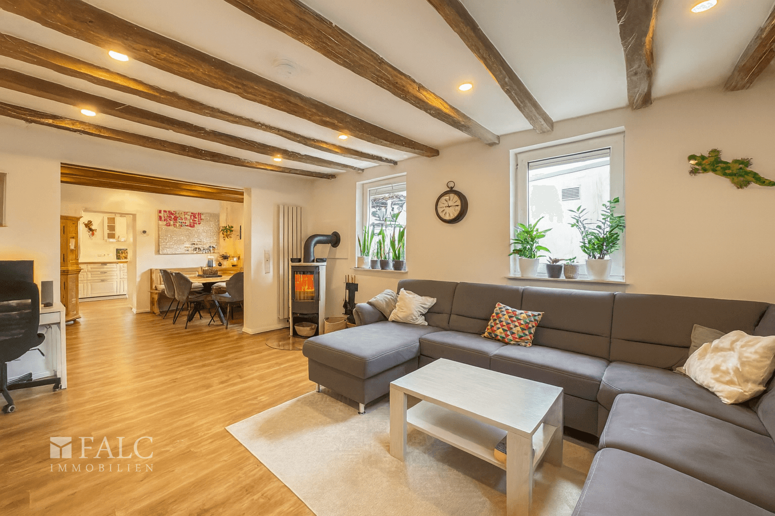 Immobilie in Schwelm - Modern Wohnen im Erdgeschoss mit eigenem Garten: Viel Raum für die Familie! - Bild 3