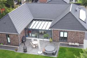 Provisionsfrei!!! Exklusiver Bungalow, Haus in U-Form in Schwanewede – Die vollständige Adresse der Immobilie erhältst du vom Anbieter., 28790 Schwanewede – Vorschaubild 1