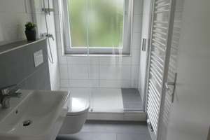 *** Attraktive Singlewohnung mit Duschbad + Loggia in grüner Lage! *** – Neuweselstr. 70, 45355 Borbeck-Mitte, Essen – Vorschaubild 5