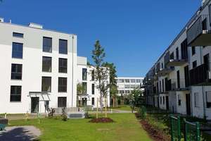 3-Zimmer-Wohnung und Einbauküche und Balkon - WE28