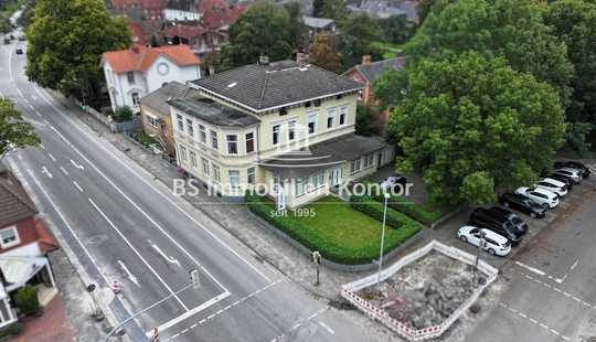 Bild von Kapitalanleger aufgepasst! Mehrfamilienhaus mit zwölf Wohnungen, einer 
Gewerbeeinheit und ca. 78.1