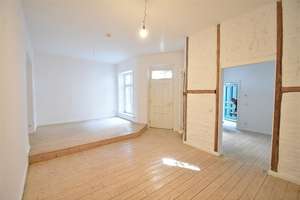 Mit Charme in D-Altstadt! Renoviertes Stadthaus im Hinterhof zu vermieten  – 40213 Altstadt, Düsseldorf – Vorschaubild 2